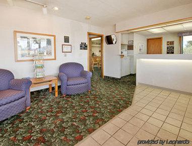 Hotel Super 8 By Wyndham Adair Ia Interiér fotografie