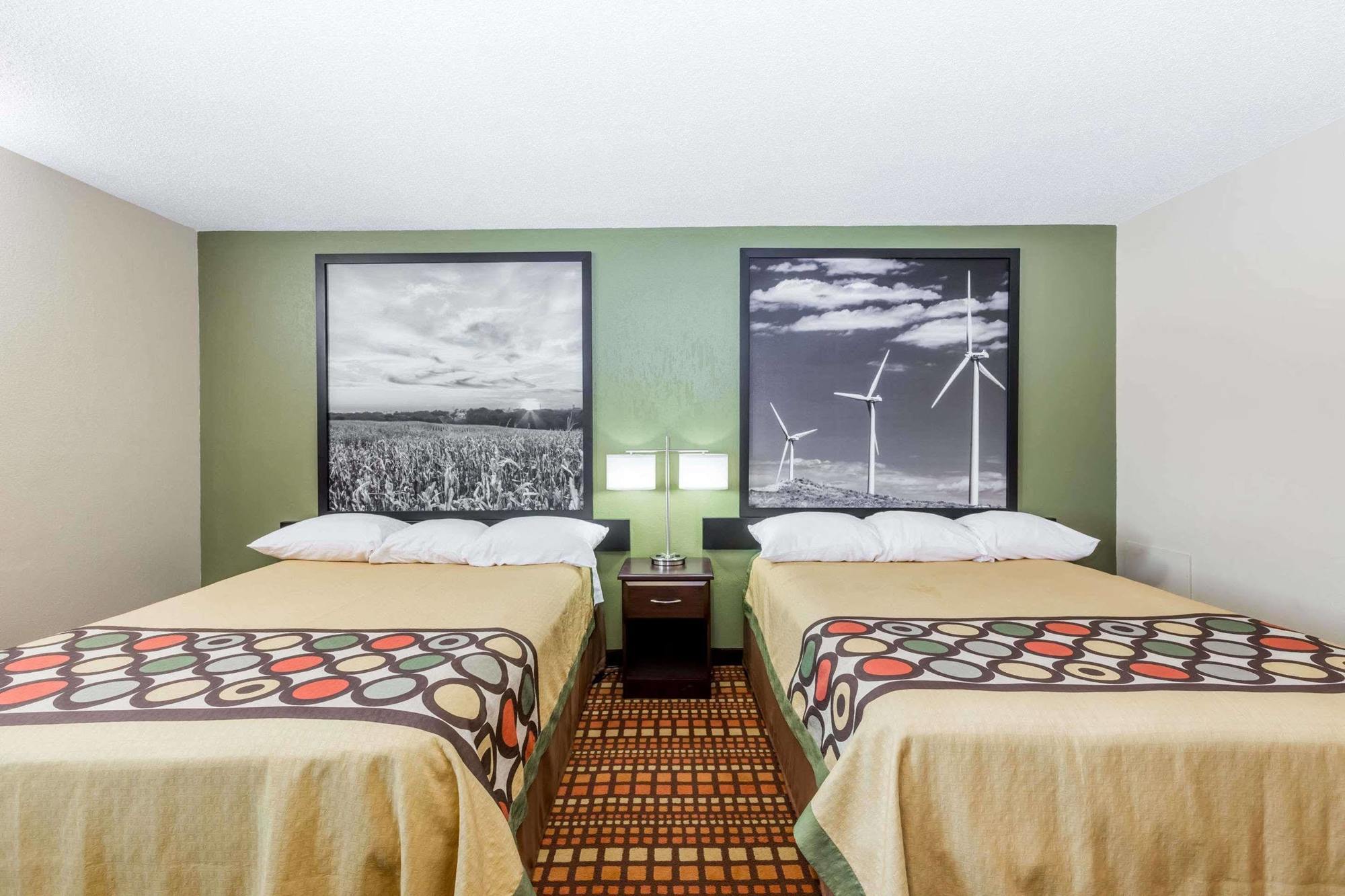 Hotel Super 8 By Wyndham Adair Ia Exteriér fotografie